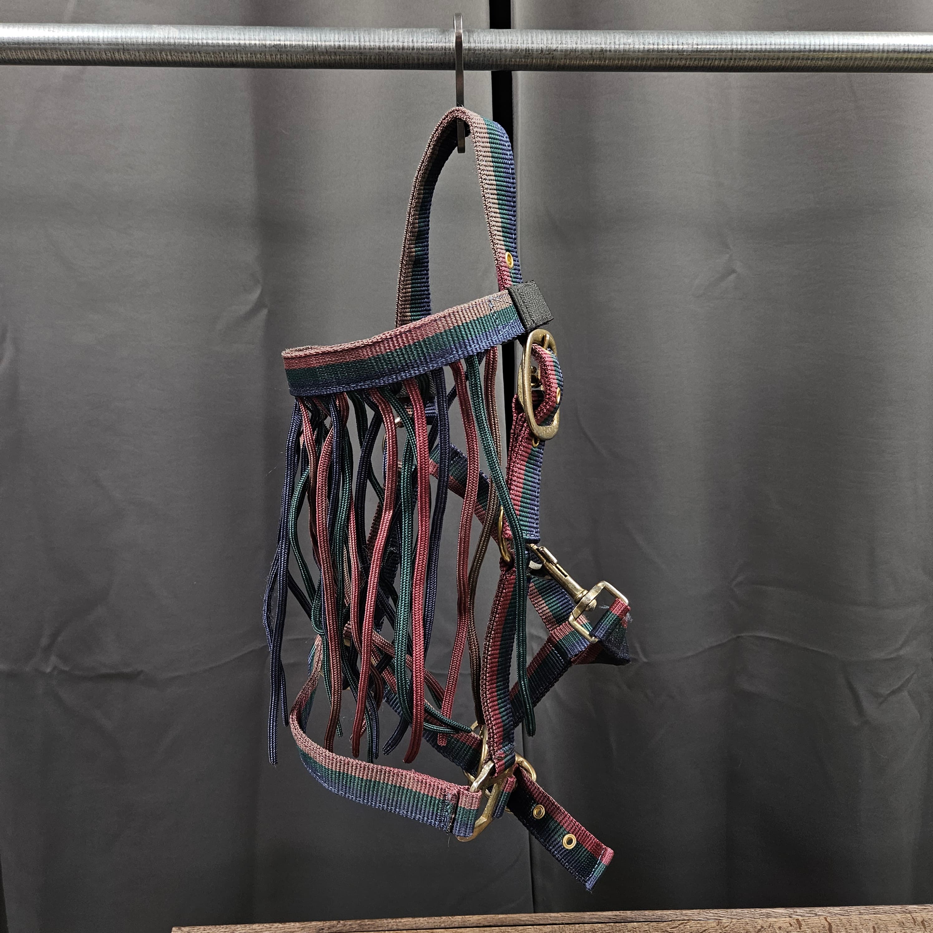 Nylongrimma m flyveil | Ponny